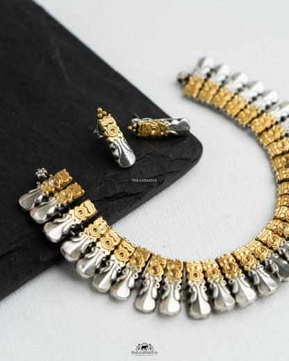 Rathi Necklace Set